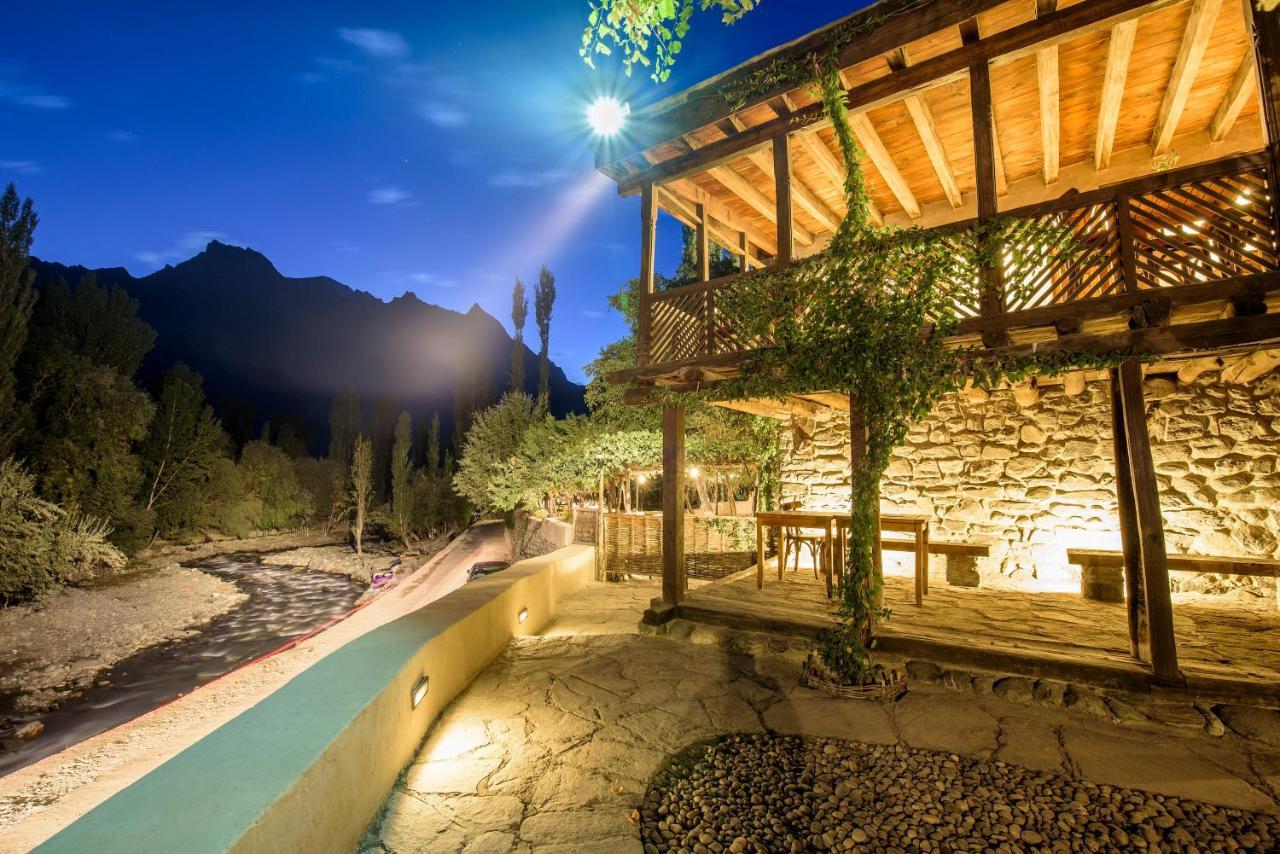 Hotel Serena Shigar Fort Zewnętrze zdjęcie